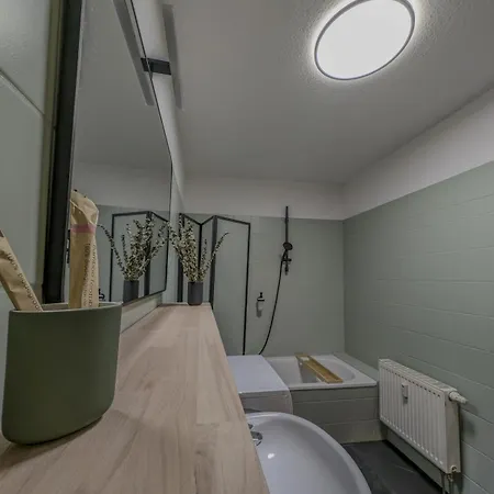 Appartement Mdhomes Naehe Hbf Bis 5 Personen Tiefgarage Und Balkon N *